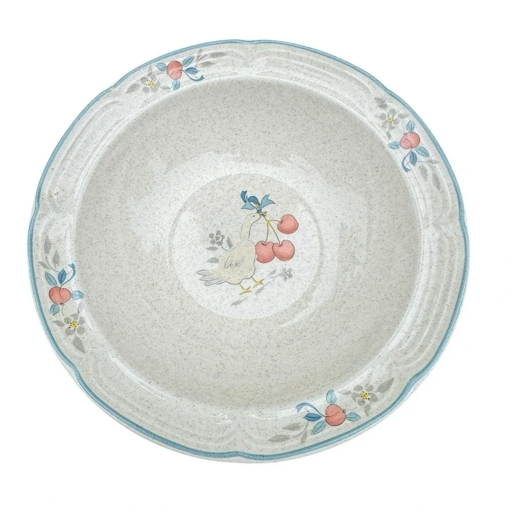 International China Stoneware Goose Cherry Soup Cereal Bowls Japan Set‎ of 4